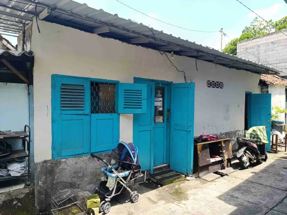 Dijual rumah Peneleh dekat Pahlawan Kramat Gantung Jagalan Semut Pandean Undaan Genteng