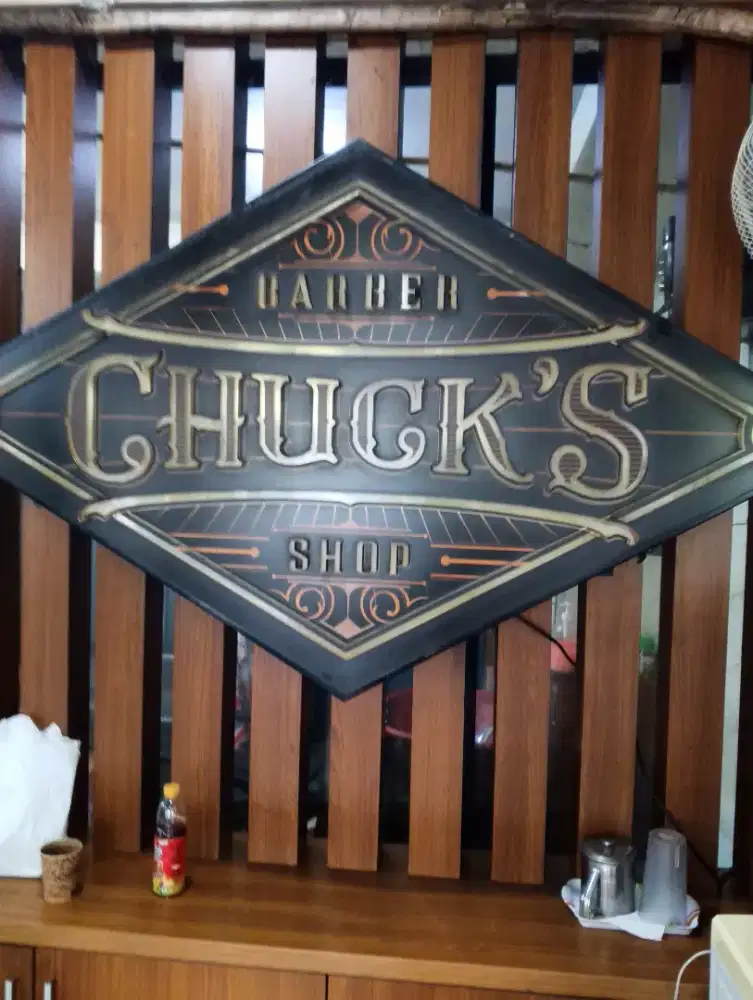 T.over Barbershop plus pelanggan