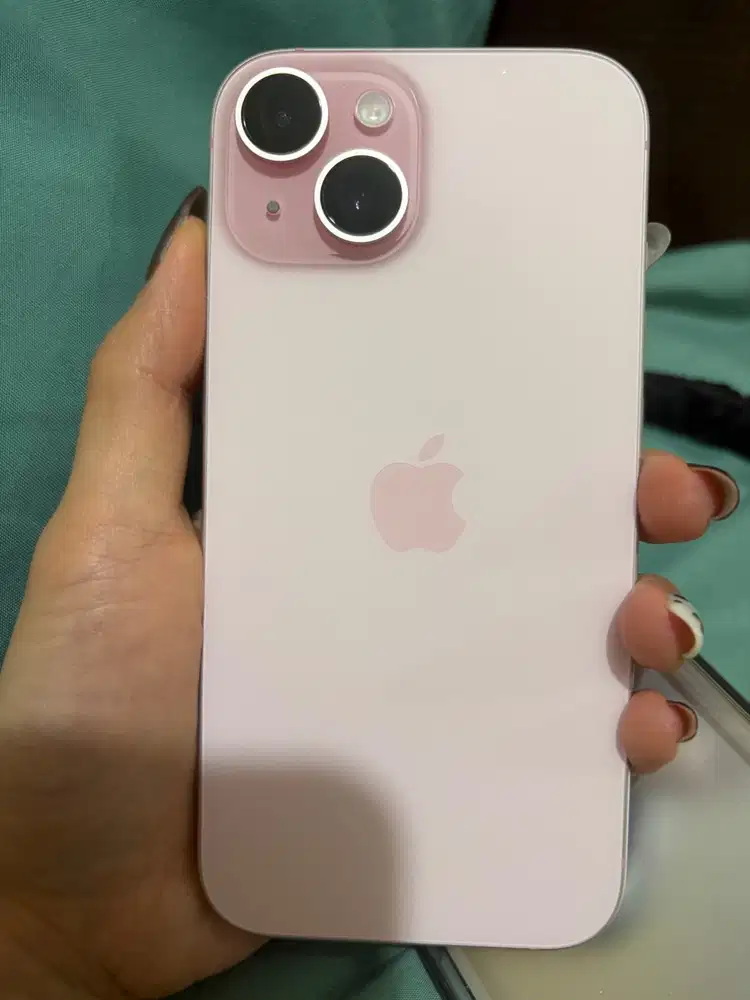 iphone APPLE 15 128gb bekas pink