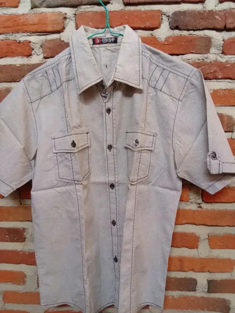 BAJU KEMEJA UKURAN M/L