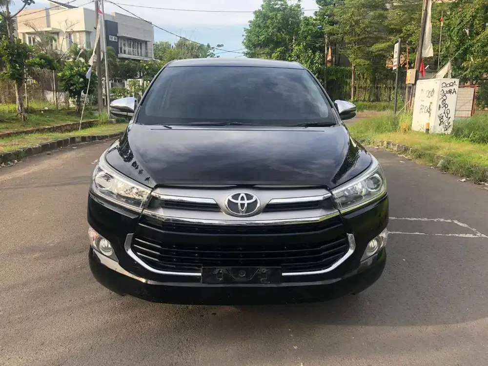 Toyota Innova Reborn Q AT 2020