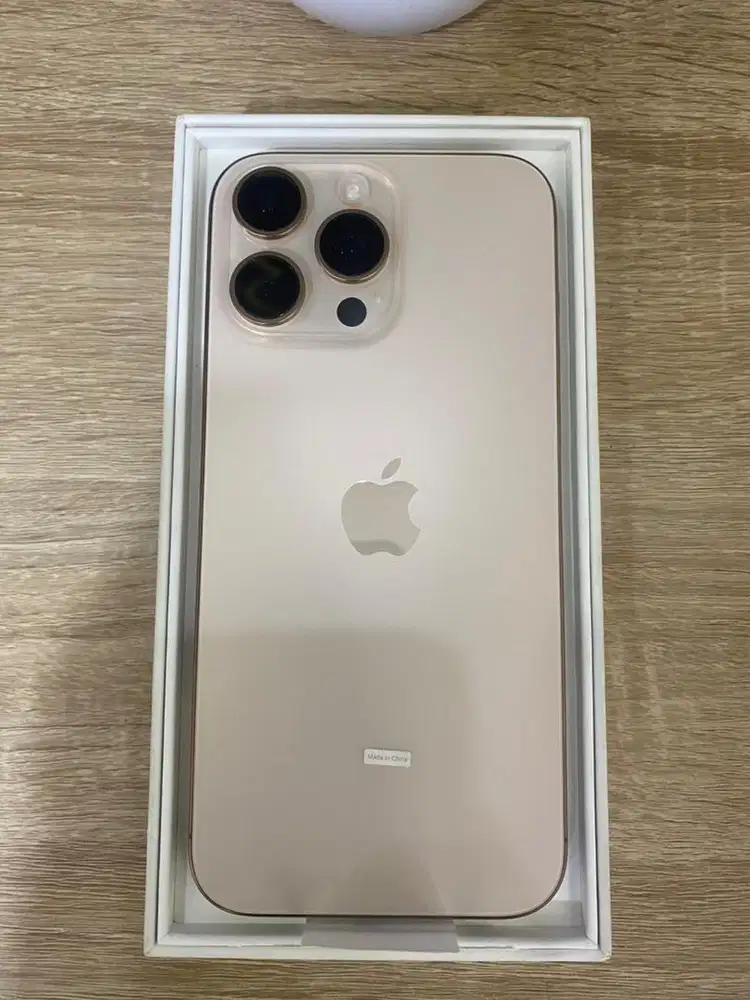 Jual ip 16PM 1TB warna dessert titanium ibox