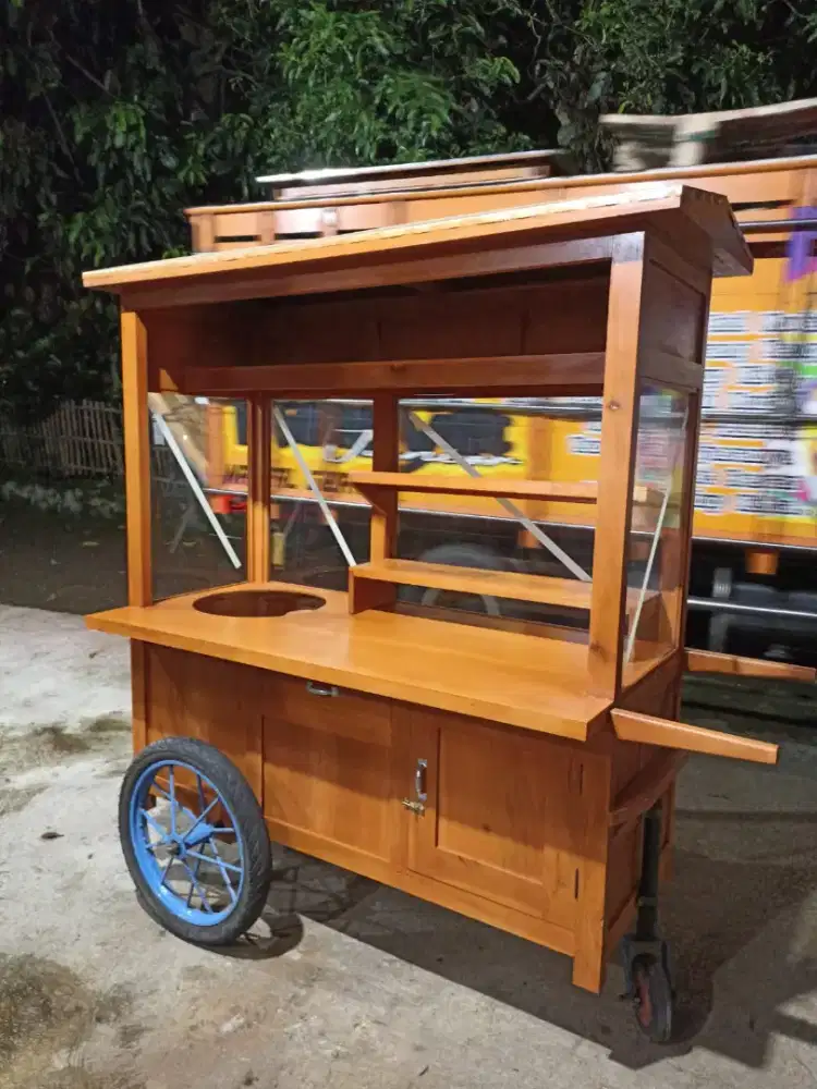 Gerobak Angkringan jg Melayani Pesanan Grobak Bakso Mie Bubur Sate dlL