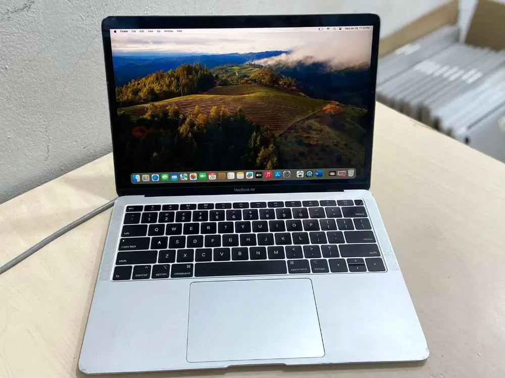 LAPTOP APPLE MACBOOK AIR(RETINA 13-INCH, 2019)CORE i5 BERGARANSI DL-EC