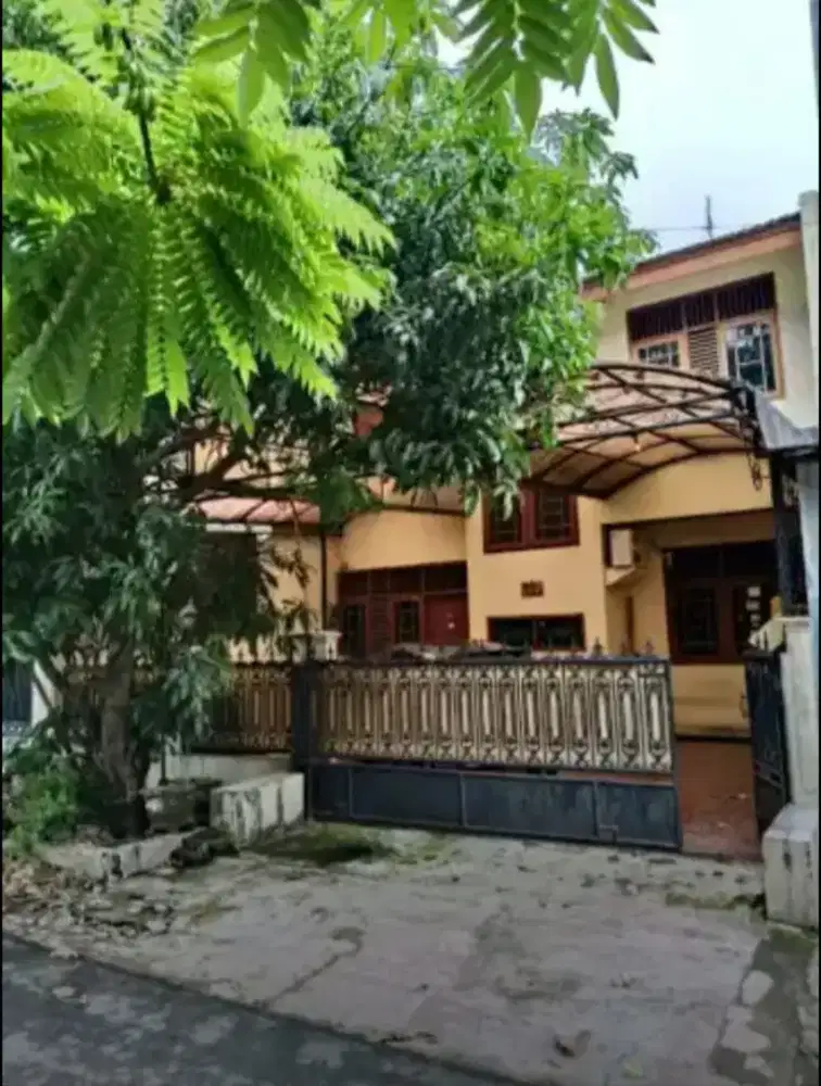 RUMAH MEWAH DI PONDOK KELAPA