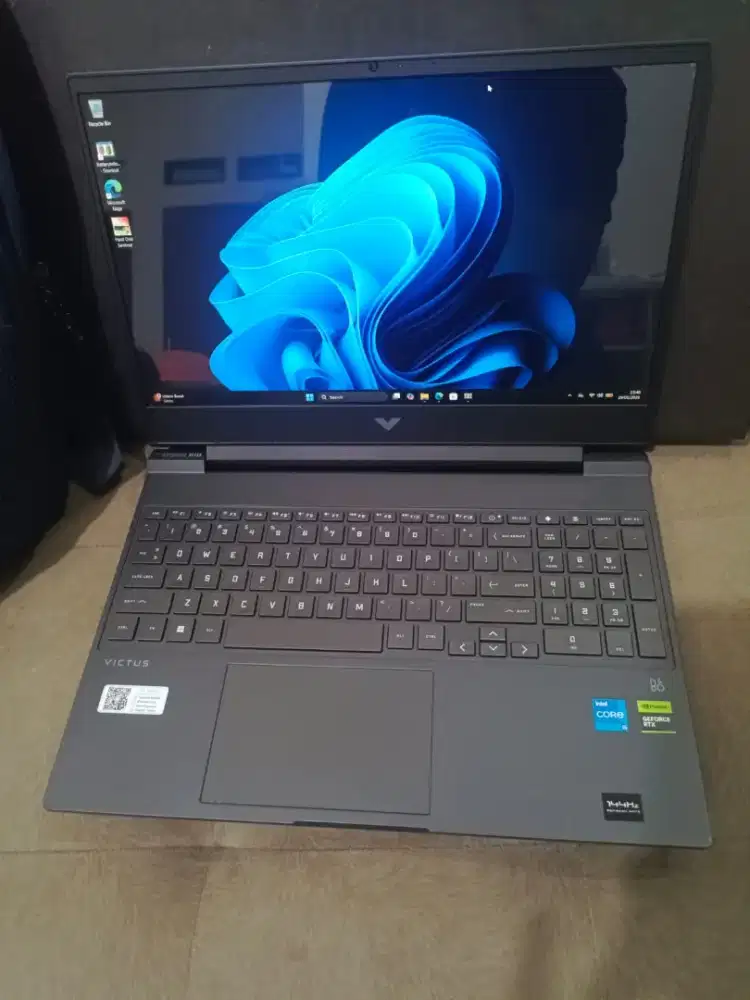 HP Victus Gaming 15 Like new garansi on