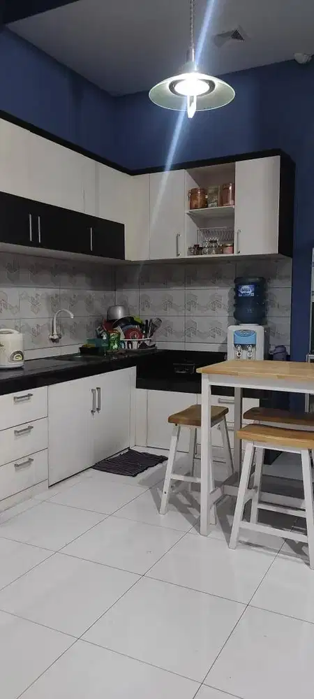 DIJUAL RUMAH MUTIARA GADING CITY CLUSTER LONDON  – SIAP HUNI