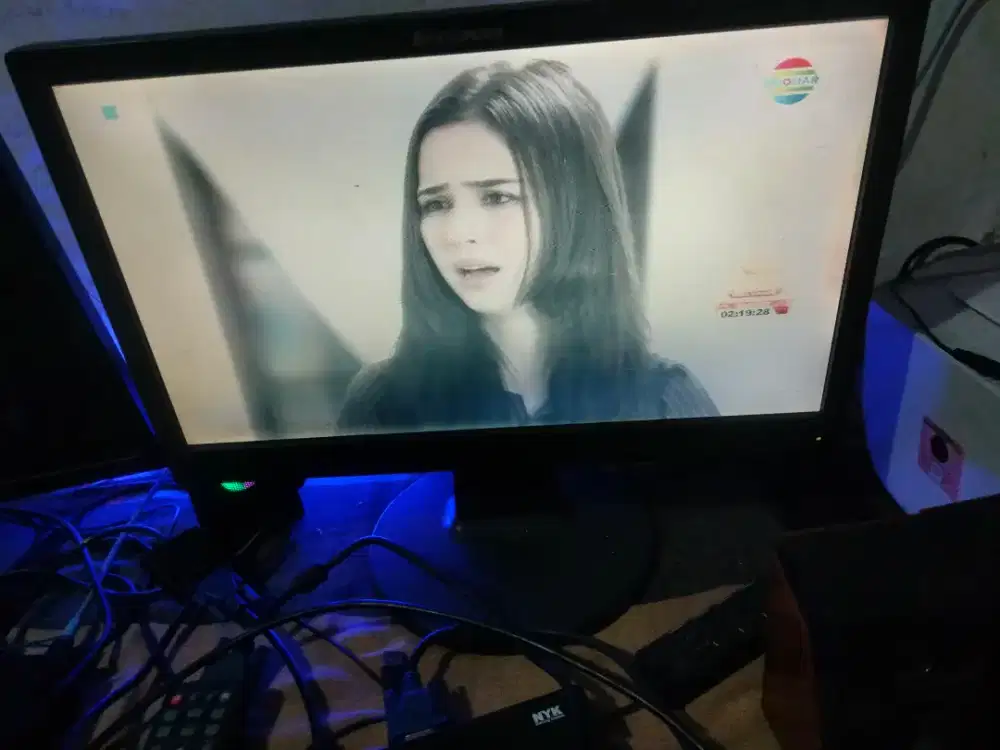 Jual Cepat Monitor Komputer LED Lenovo 19in