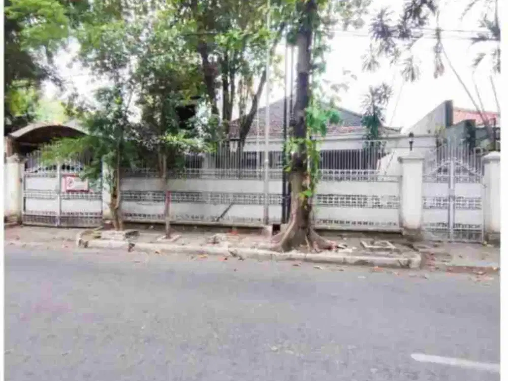 Jual Rumah Solo Kota dekat Paragon Mall