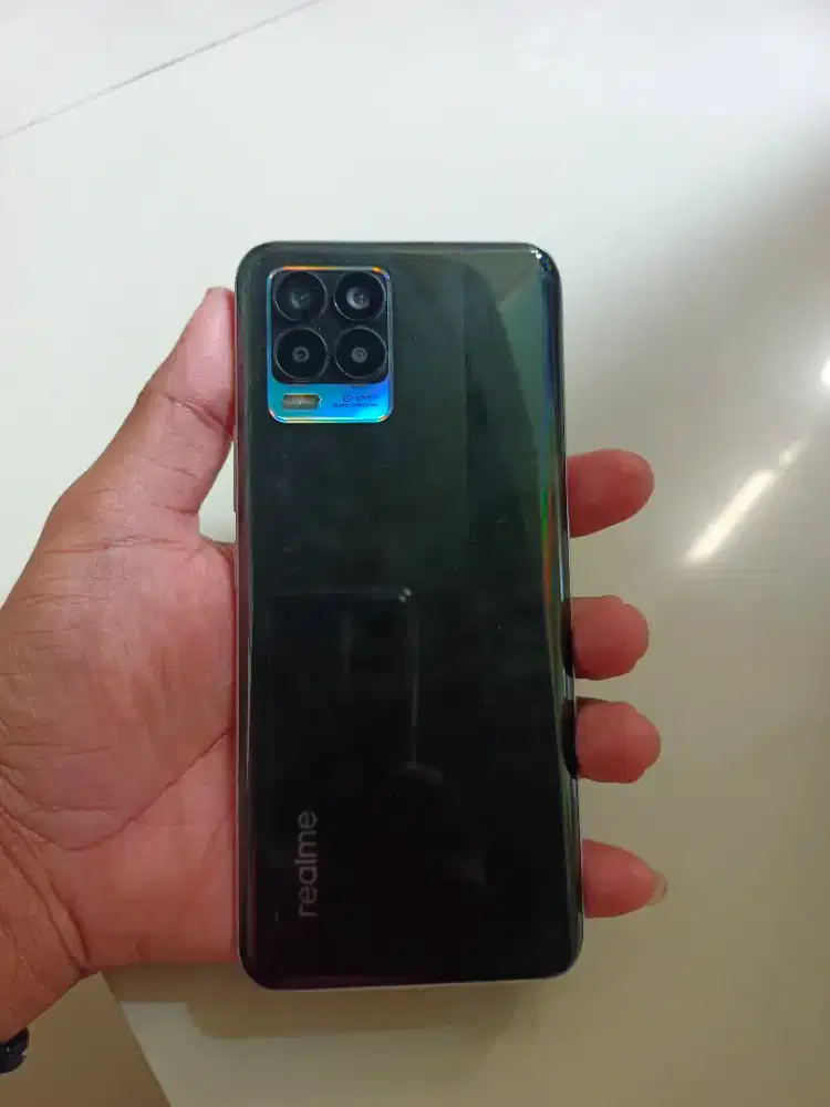 Realme 8 8/128 second