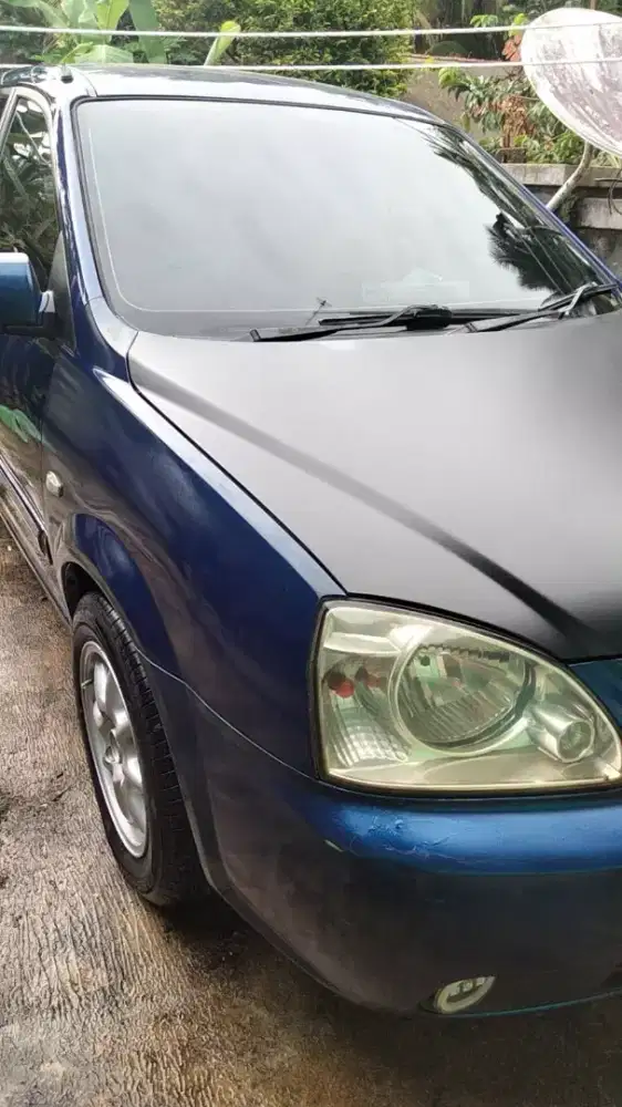 Kia Carens 2 mesin ok abis peremajaan ban Tebal Pajak isi