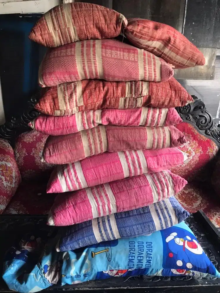 Bantal& guling asli kapuk ( bekas/ preloved )