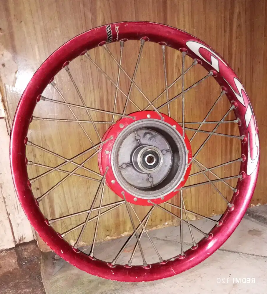 Velg Belakang Yamaha Bebek Tromol Kecil