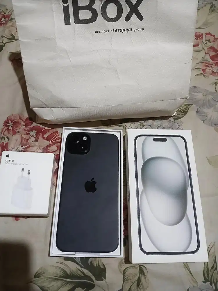 iPhone 15 plus 128gb BLACK