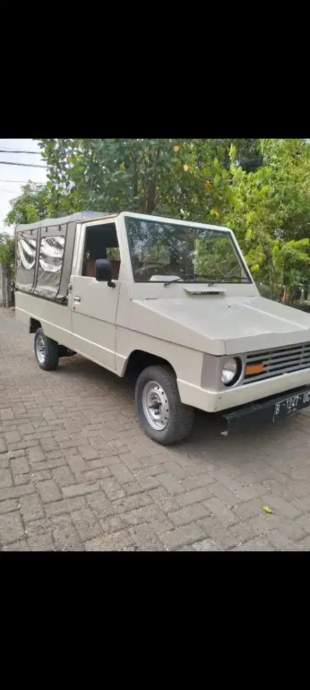 Kijang kotak Doyok 1982