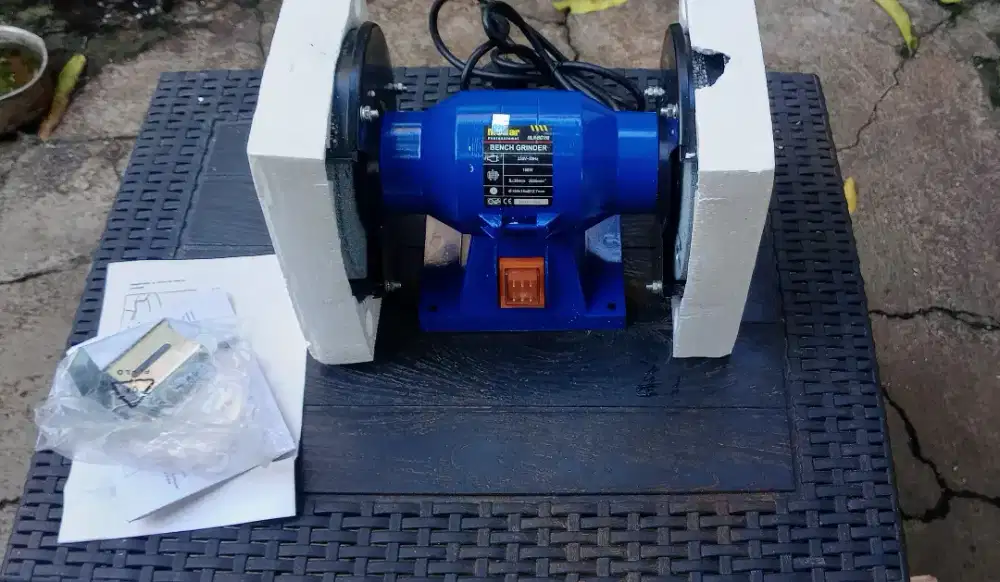 Mesin Gerinda Mollar Bench Grinder