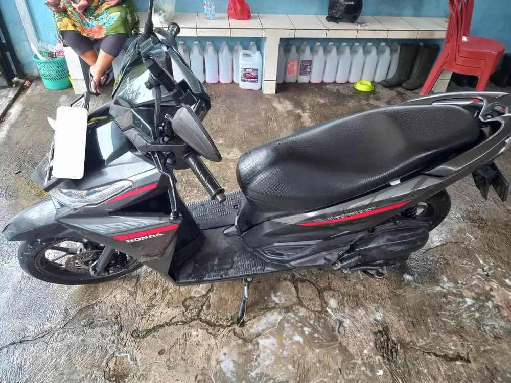 DIJUAL MOTOR VARIO 2018