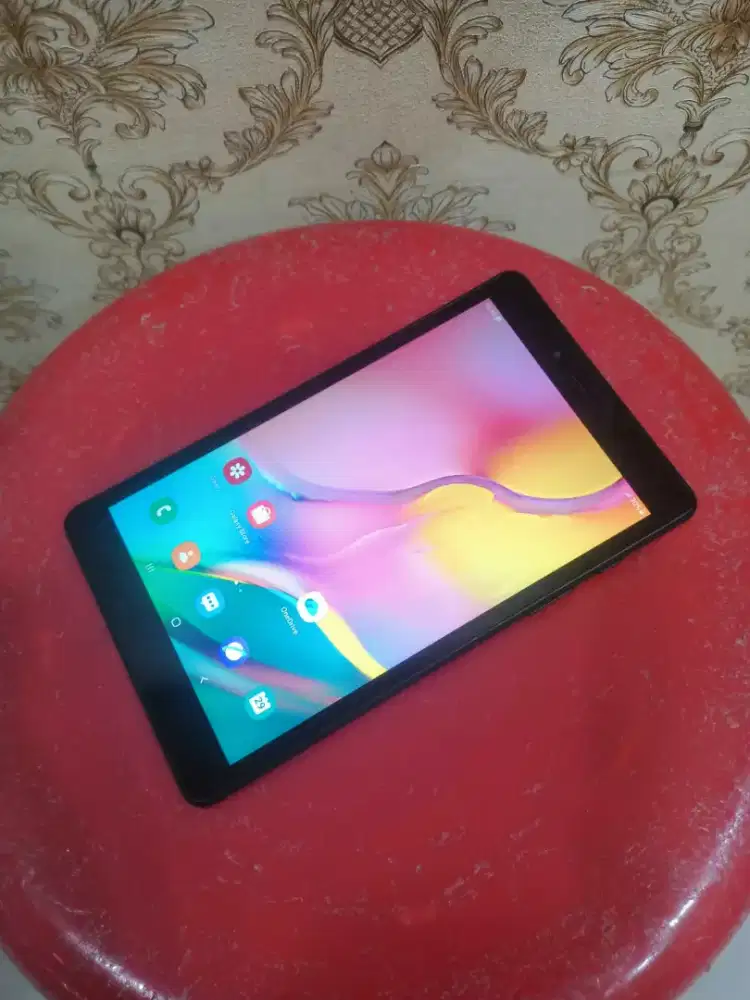 Samsung Tab A 2019 ram 2/32 minus pemakaian saja SM cas aja