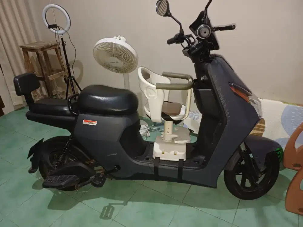 Sepeda Listrik Uwinfly D60 mulus