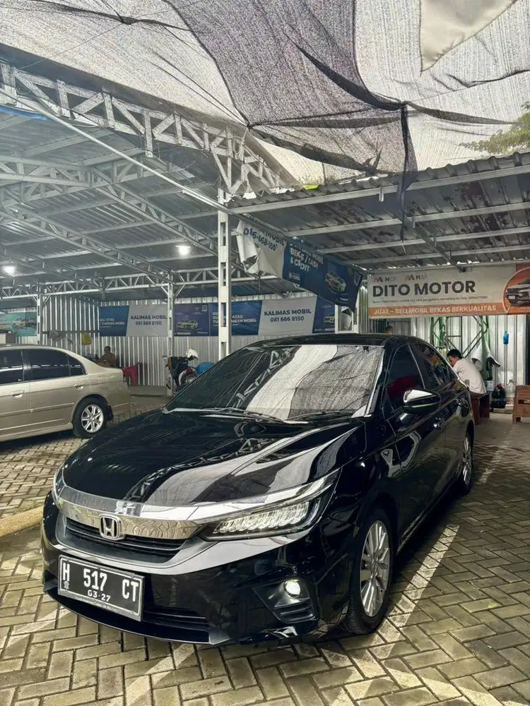 City E Sedan Matic CVT 2022