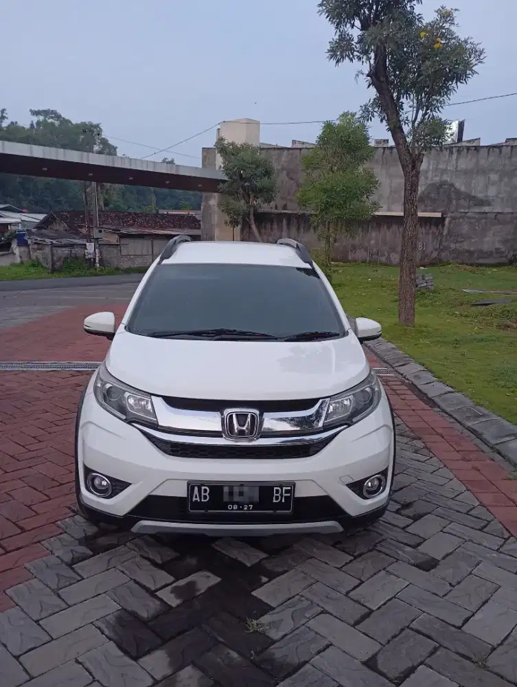 Honda BRV E-CVT 2017 ISTIMEWA