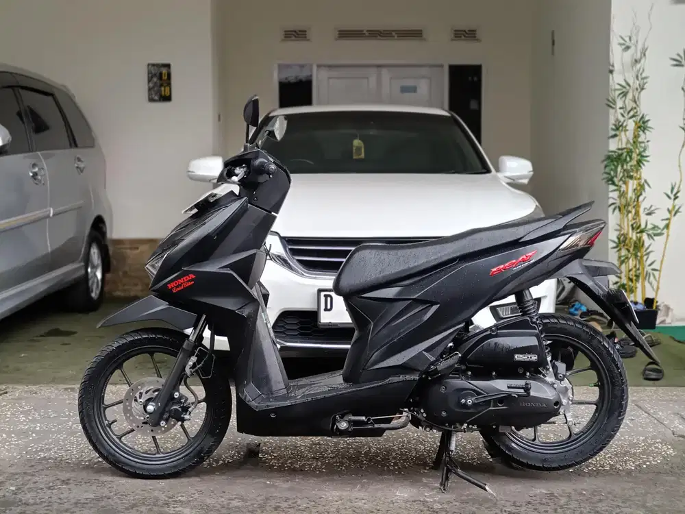 Beat deluxe tahun 2024 low km 19rb/tt boleh gan cash lebih bagus
