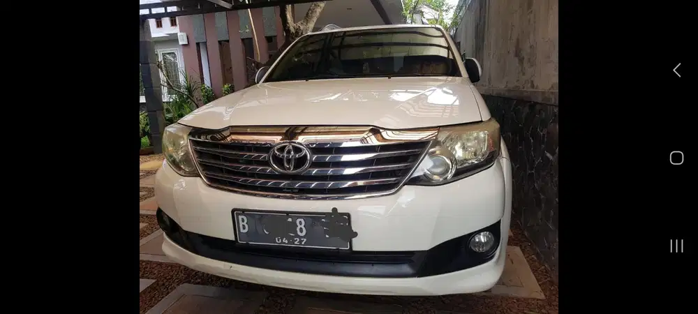 Fortuner 2.5 G Diesel Putih