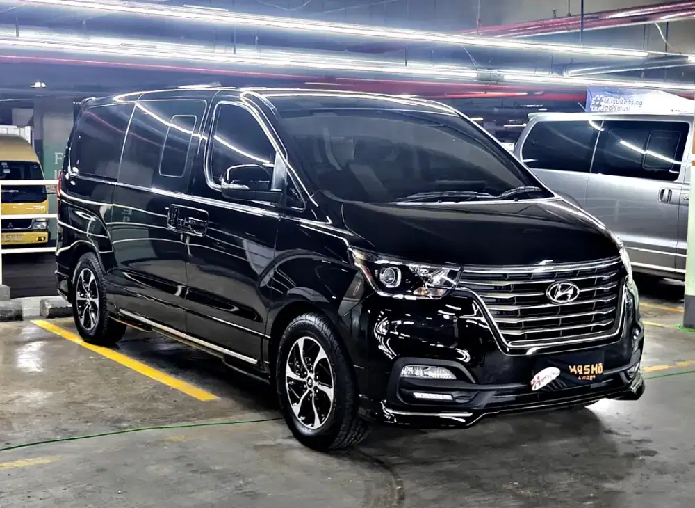 KM LOW HYUNDAI H1 ROYALE SOLAR DIESEL 2020 HITAM