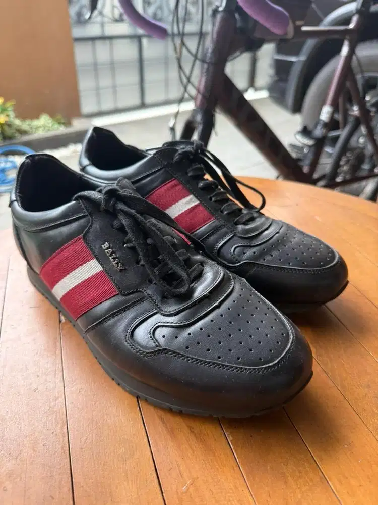 Jual Sneakers Kaweeee