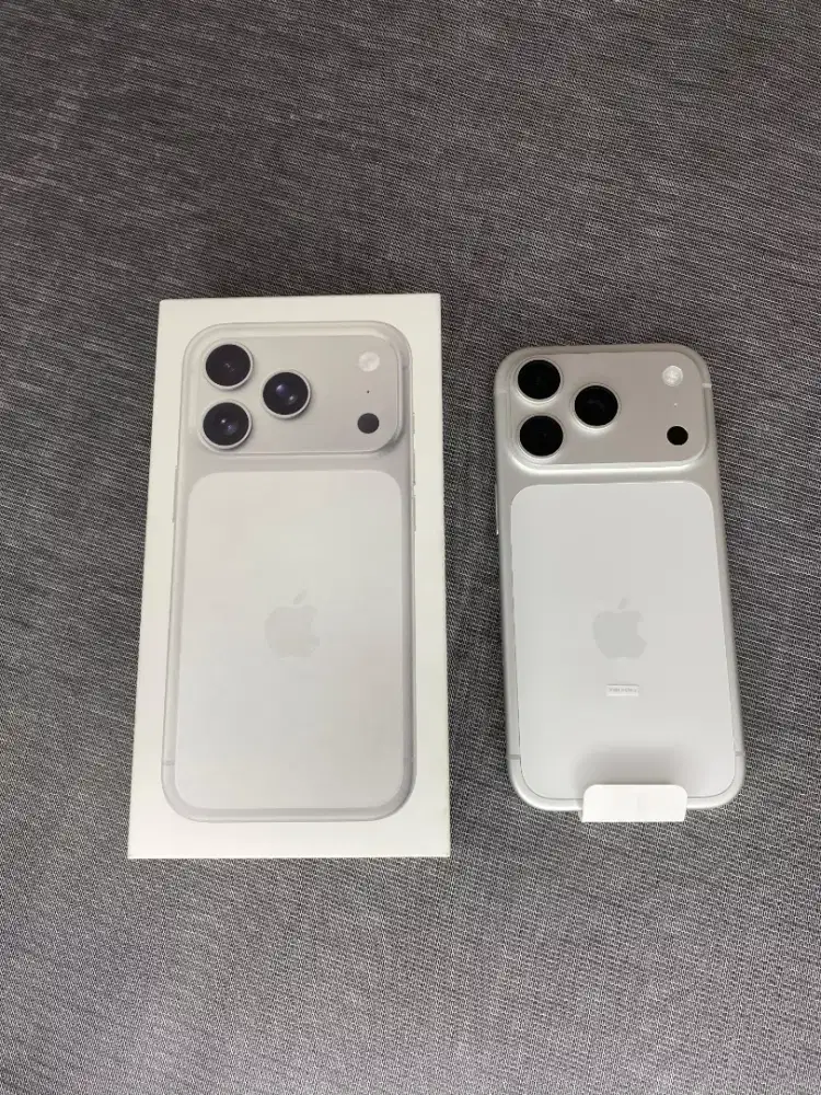 iPhone 17 Pro 512GB iBox Warna Silver