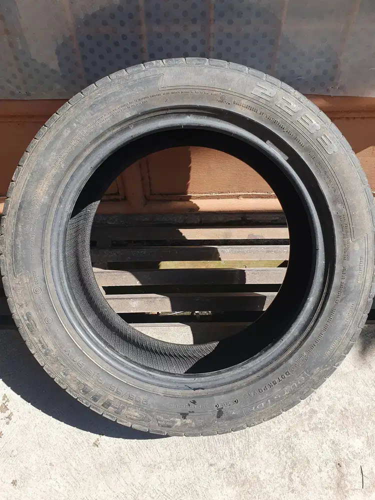 Ban Mobil Bekas untuk Dalam Kota R16