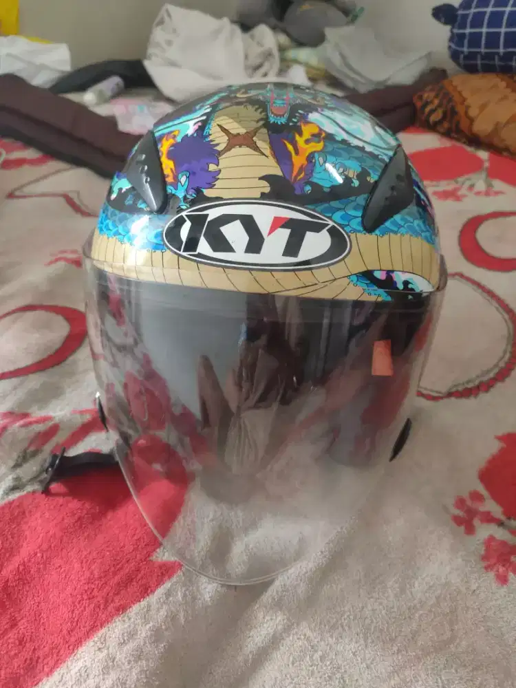 Helm KYT ONE PIECE