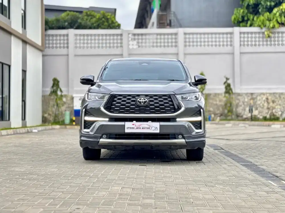 Toyota Innova Zenix Q HV Modelista TSS AT th 2024