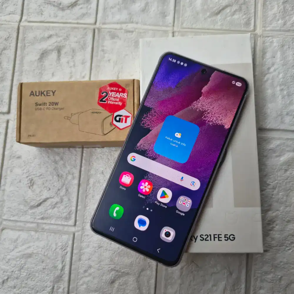 Samsung Galaxy S21 FE 5G 8/256gb Sein Fullset