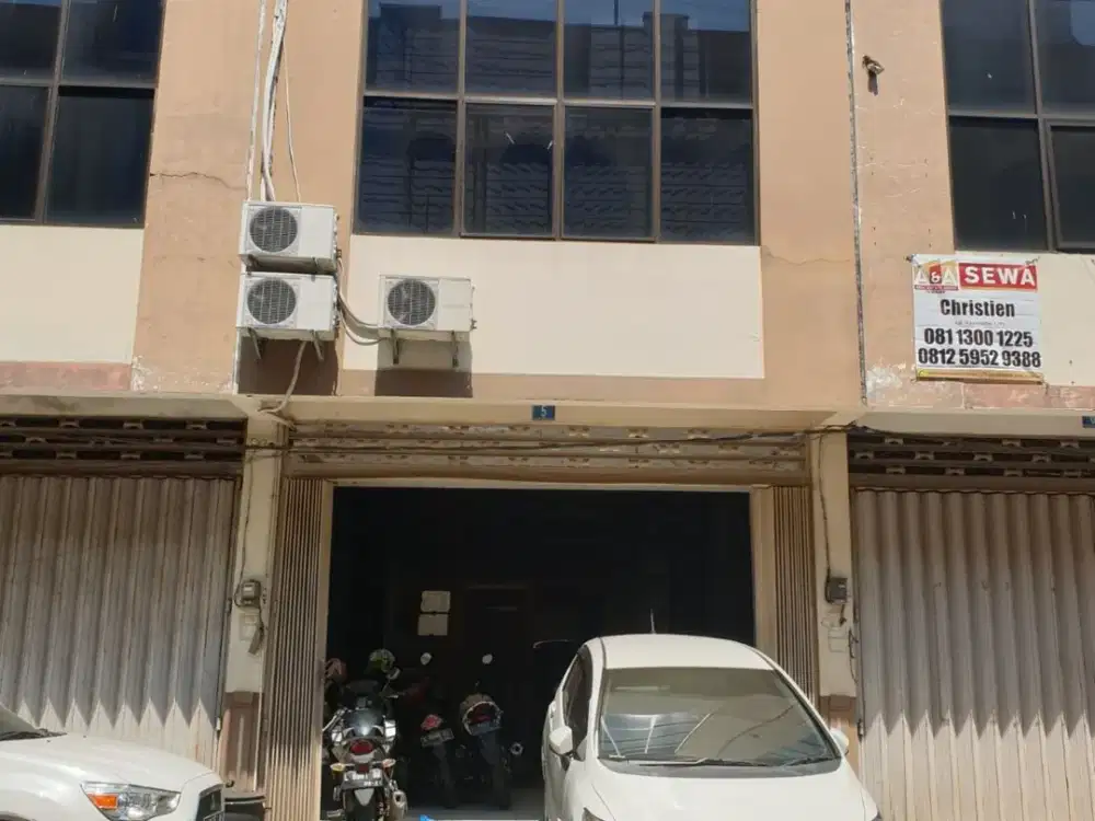 Ruko di kenjeran area pergudangan