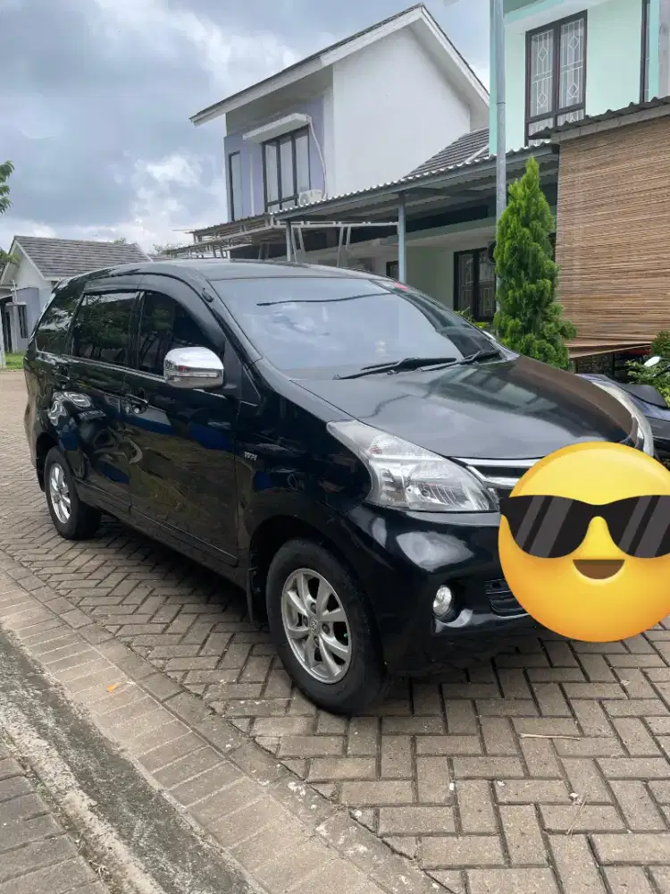 Jual Mobil Bekas Toyota Avanza 2014