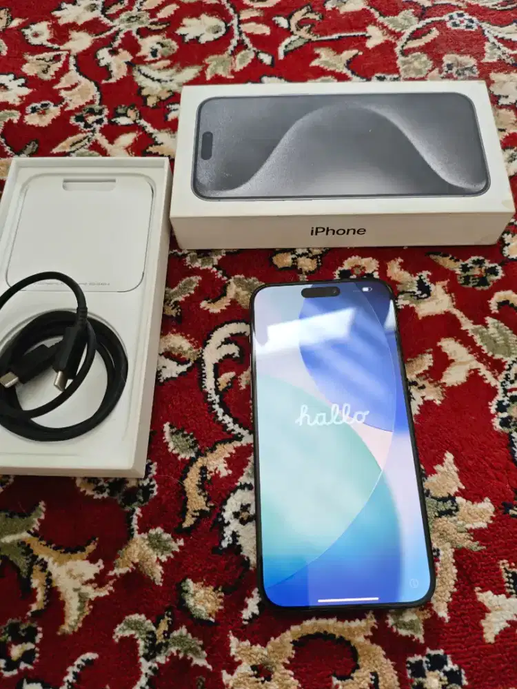 iPhone 15 Pro Max 256GB Black Titanium – Mulus Like New Fullset