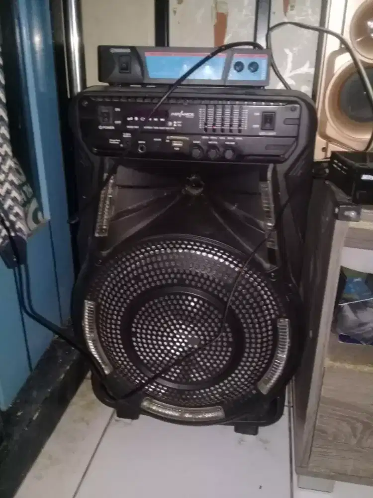 Mesin cuci bekas seperti baru