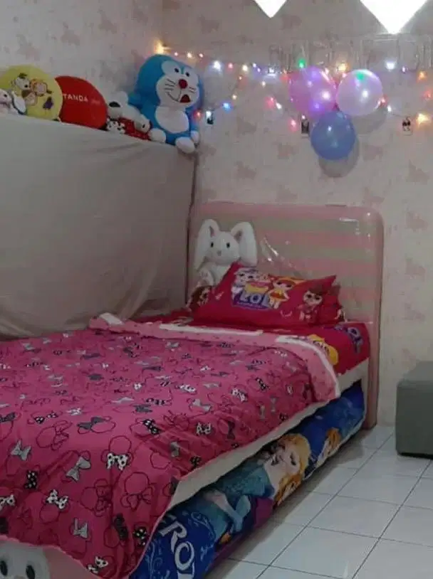 Kasur Anak 2 tingkat (atas bawah) bisa geser