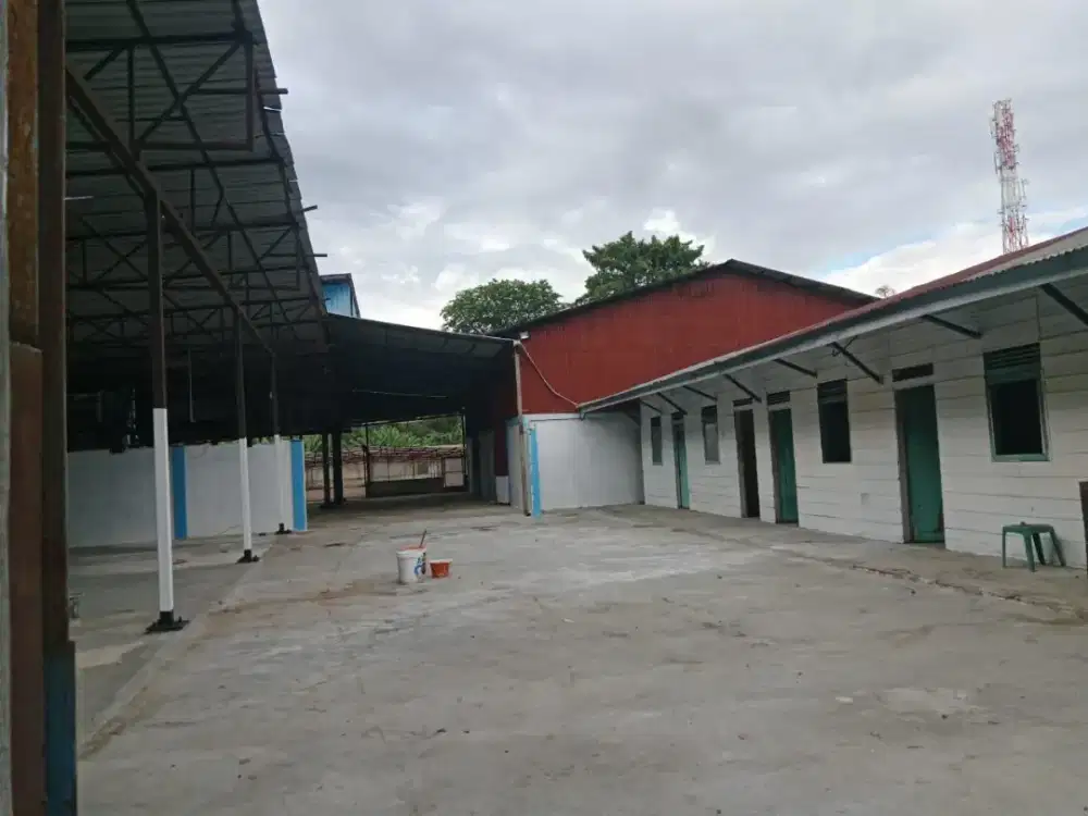 Jual pabrik dan Gudang strategis di tepi jalan by pass.