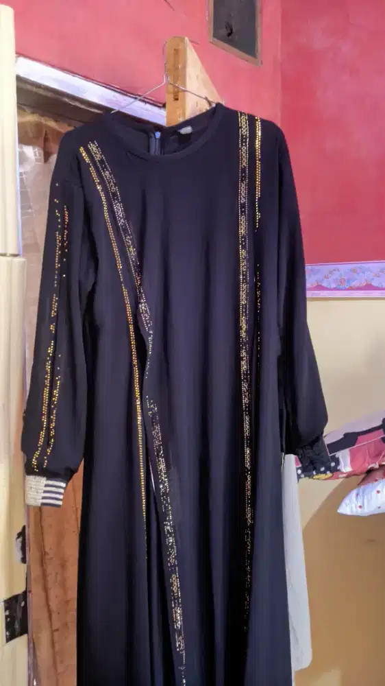 Preloved abaya hitam mewah