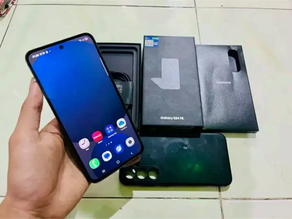 Samsung S24 FE 5G Fulset Garansi Panjang