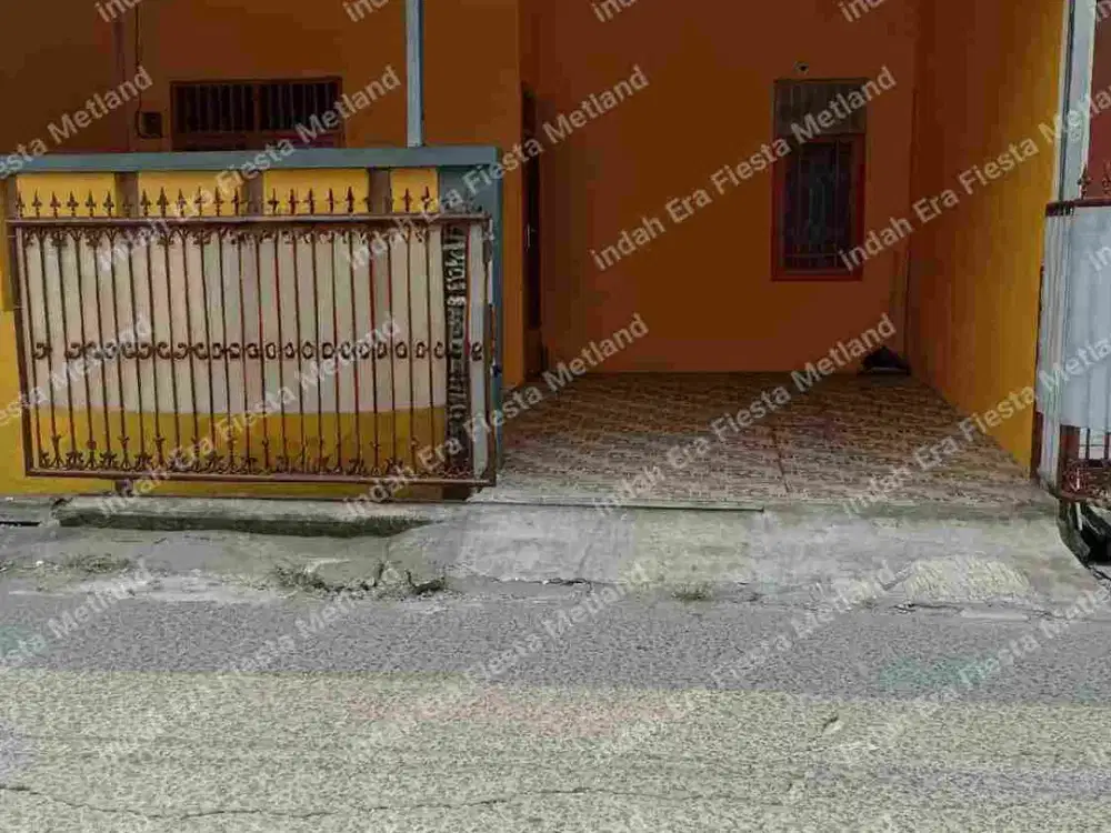 Rumah Bagus dijual Cipondoh makmur