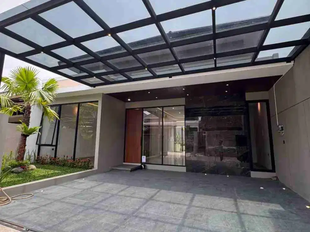 Dijual rumah mewah lokasi sangat strategis