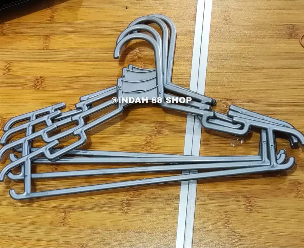 Hanger Baju Plastik Isi 4pcs