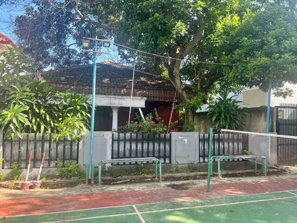 Jual Tanah ada bangunan lama di Jl Wijaya Kusuma pondok labu Jaksel luas 182 m2