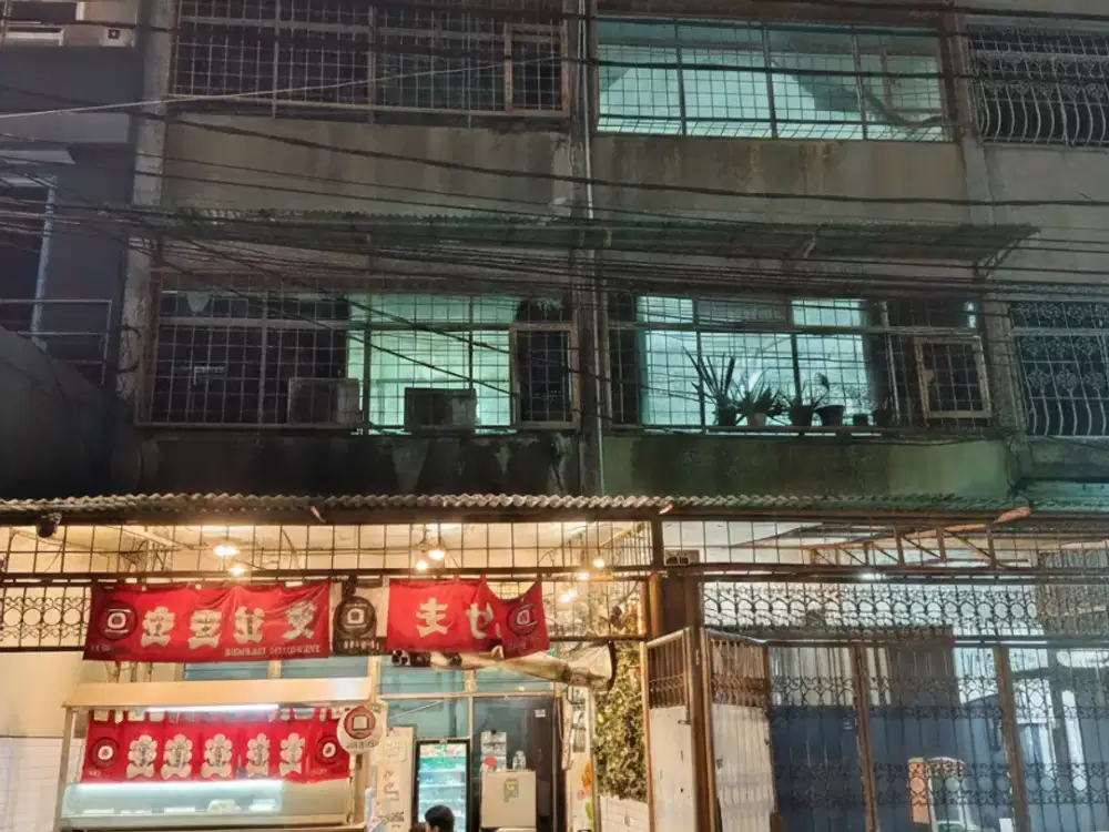 DIJUAL CEPAT RUKO GANDENG 3 Lantai (FURE SUSHI)