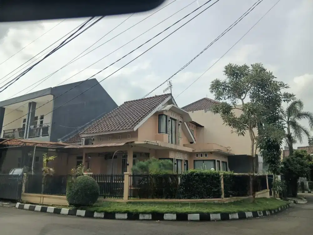 Rumah Taman Yasmin hook