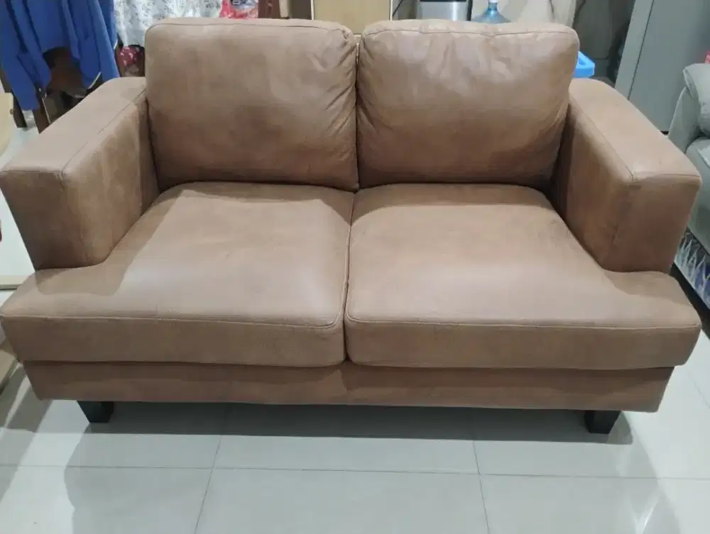Dijual Sofa second   warna coklat harga Bis nego