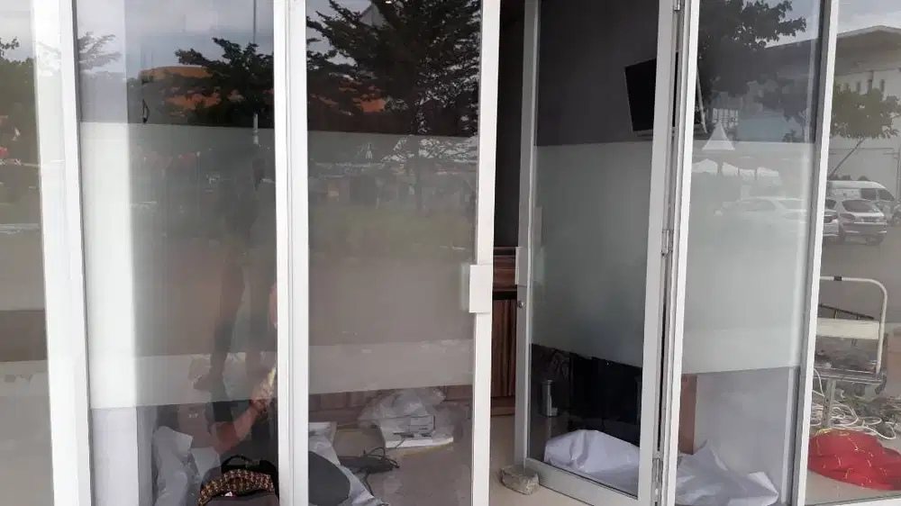 STICKER SANBLAST BURAM ANTI TEMBUS PANDANG Kaca Film Rayband, Sparta